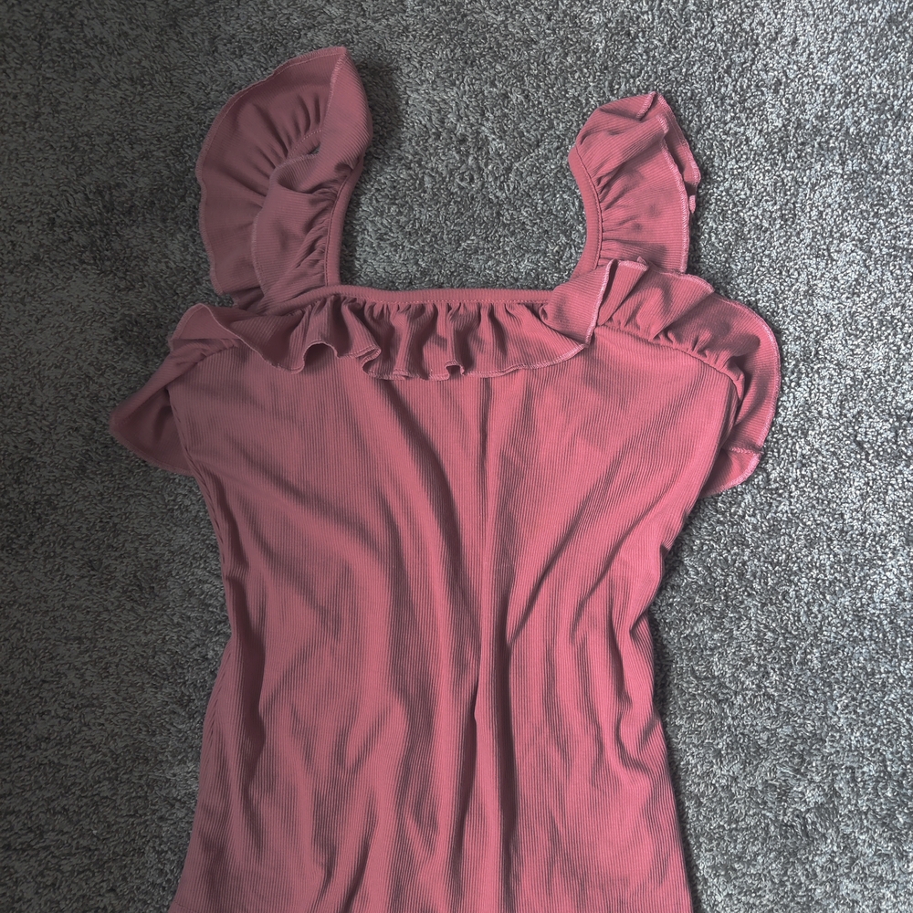 Women's Pink Ruffle Top